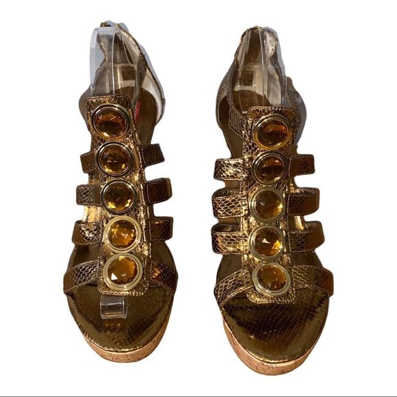 Enzo Angiolini || Gold Wedge Sandals || 9 - Picture 5 of 7